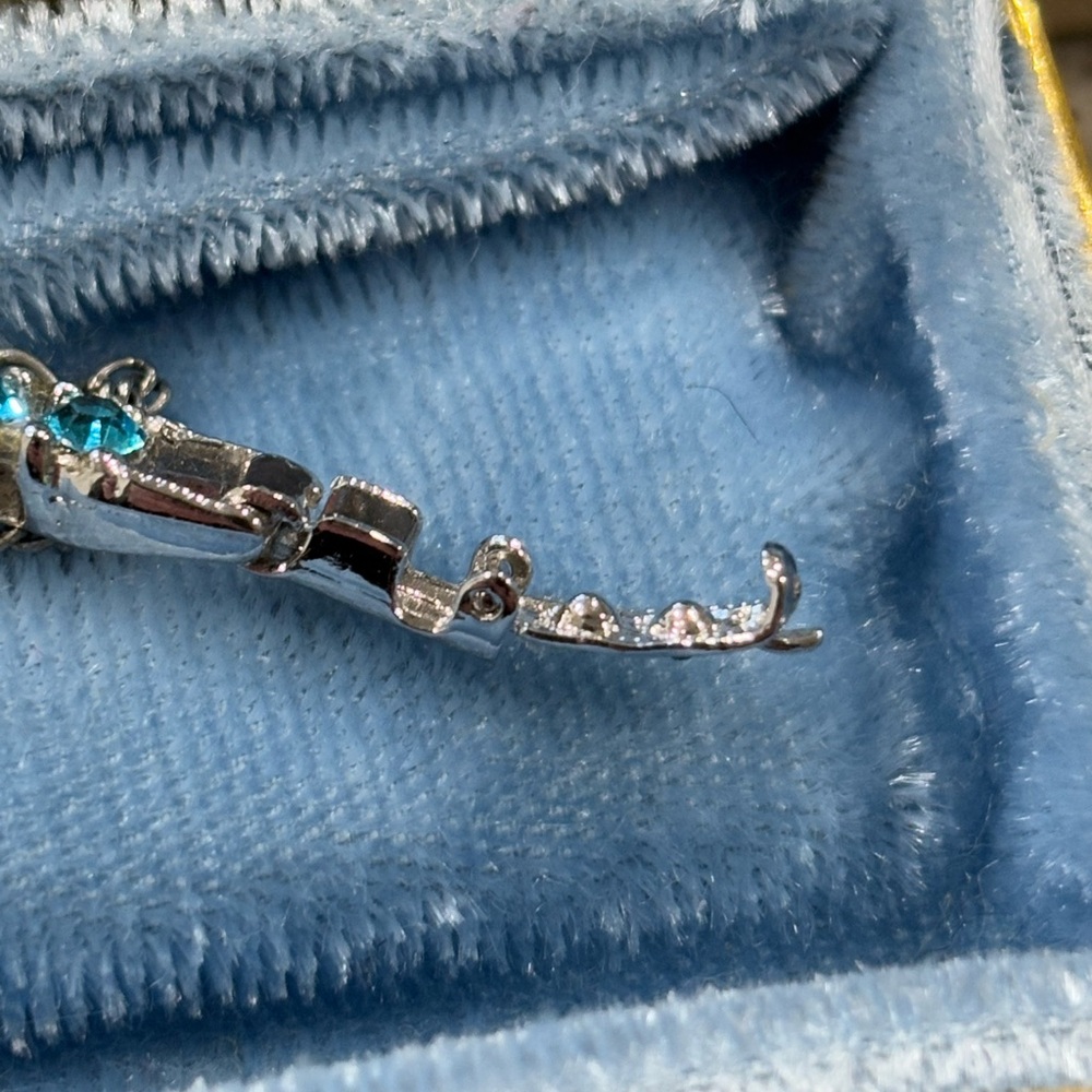 Vintage Bogoff Bracelet & Earrings - Picture 11 of 12